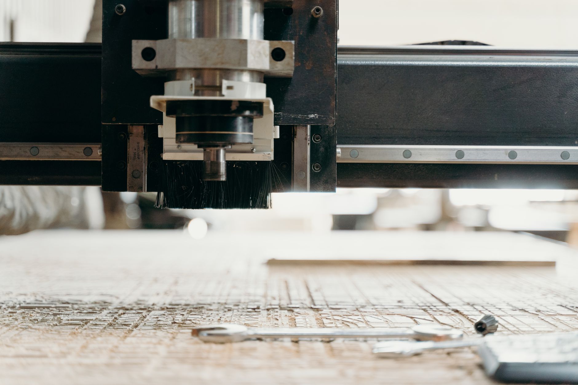 CNC obrada u radionici KitchenNova